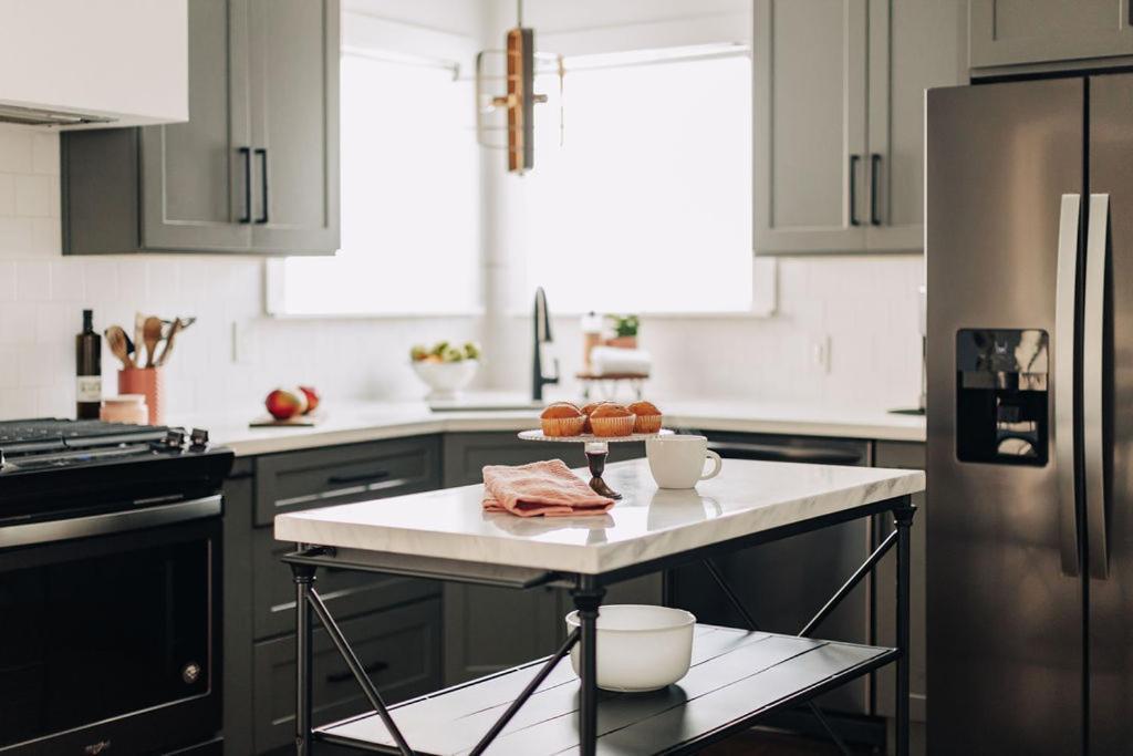 Spotless Modern Home Close To Lax & Sofi Stadium Ингълуд Екстериор снимка
