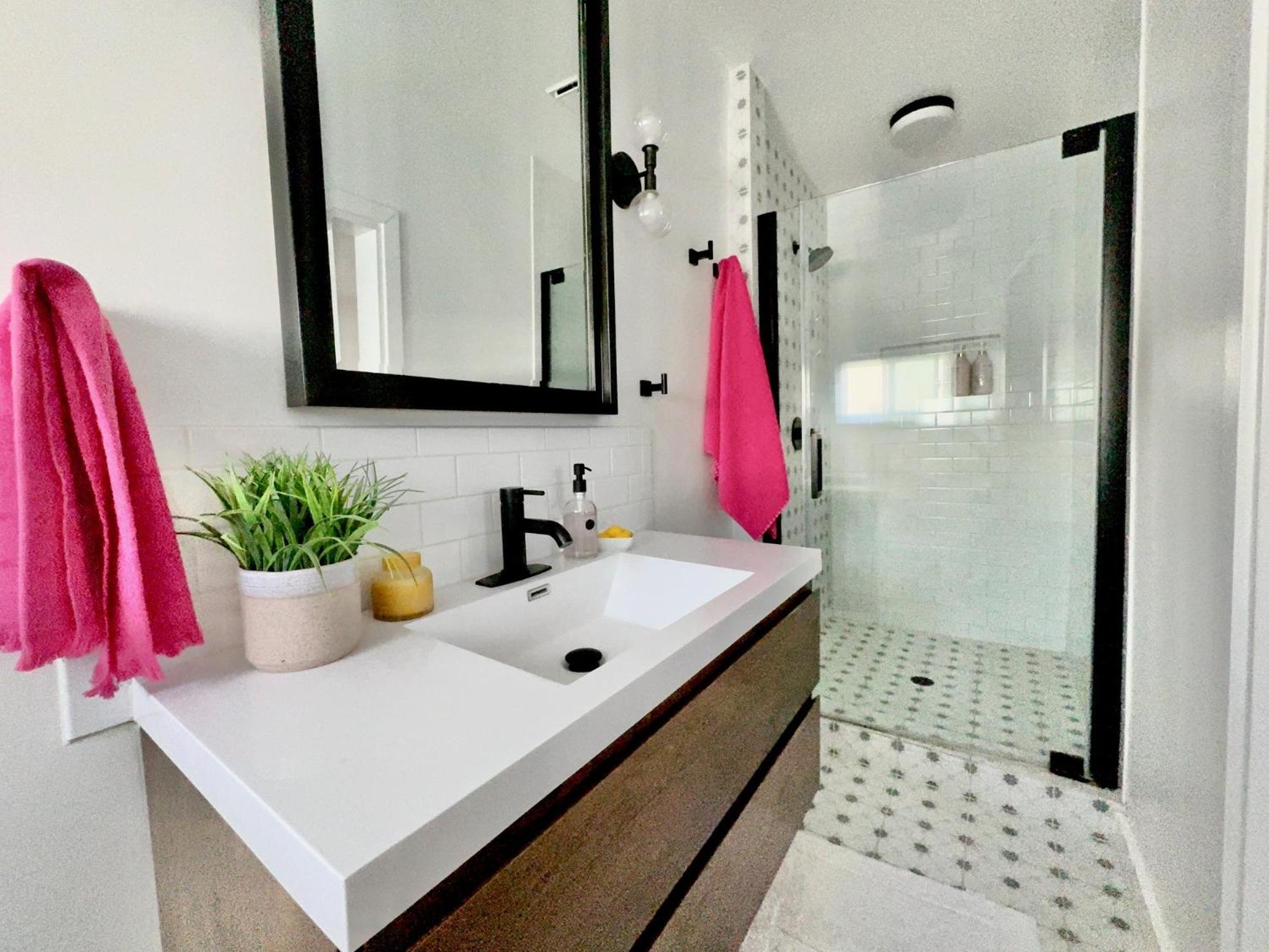 Spotless Modern Home Close To Lax & Sofi Stadium Ингълуд Екстериор снимка